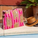 IBOAH Bolsa de Mano Grande Acolchada Artesanal de Algodón con Estampado de Tigres y Detalles en Rayas – Tote Bag Versátil para Playa, Compras, Viajes, Avión y Uso Diario (Rosa Tigres) - 4