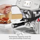 Sage - The Barista Touch Impress - Kaffeemaschine mit automatischer Milchaufschäumung, integriertem Mahlwerk & Cold Brew-Funktion - Intelligente Dosierung, assistiertes Tampern - Schwarzer Trüffel - 4