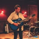 MAX SoloJam Westerngitarre, Akustik Gitarre Set, Acoustic Guitar, Akustikgitarre 4/4 mit Tasche, Plektrum, Stimmgerät, Schultergurt und Stahlsaiten, Anfängergitarre in Blau - 8