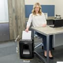 Fellowes 12C - Destructora trituradora de Papel, Corte en partículas, destruye hasta 12 Hojas, Uso Personal, tritura Tarjetas de crédito, Color Negro - 7