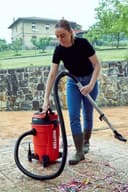 Bellota ASL2500SE - Aspirador con cable para aspirar restos líquidos y sólidos sincronizado, 25L, 2KW, Manguera (32mm Ø) de 2 metros, Tubo extensible metálico (440mm), enchufe sincronizado, con ruedas - 13