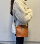 Vera Pelle Leather Crossbody Bag - Handmade Italian Leather Bag - Elegant Women's Handbag (Light Tan) - 2